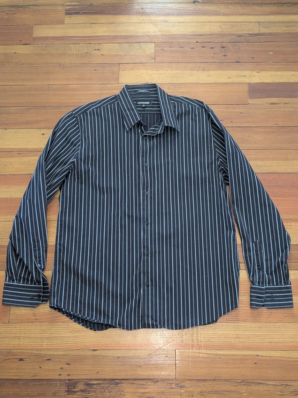EXPRESS 1MX -  SIZE XL -  MODERN FIT - PINSTRIPE SHIRT - Picture 12 of 12